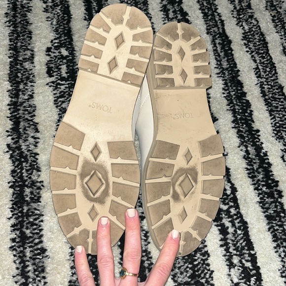 Toms cort Chelsea boots in same - Picture 3 of 3